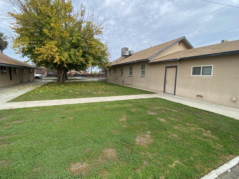 Church, parsonage and parking lot for sale! This 2800 SF Church - photo 22