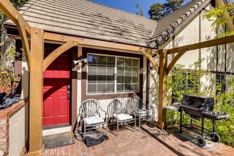 Tremendous Tudor - Property is in one of the most appreciated - photo 7