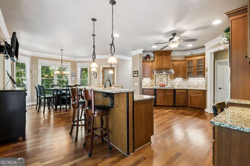 Lovely 2 story home located on Hamilton Mill's largest lot (1.61 - photo 17