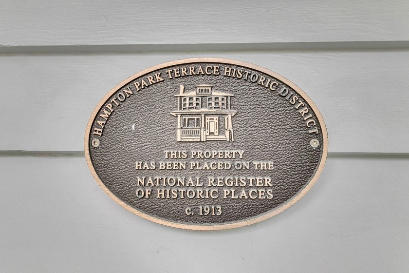 Price Reduction !!! A rare and unique opportunity. This historic - photo 9