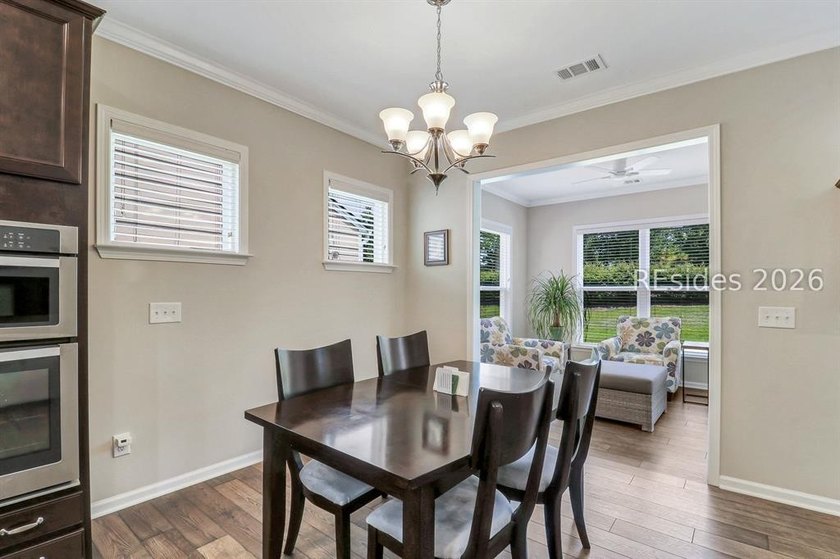 Meticulously maintained 3BR/3BA Abbeyville with Loft in Del - photo 14