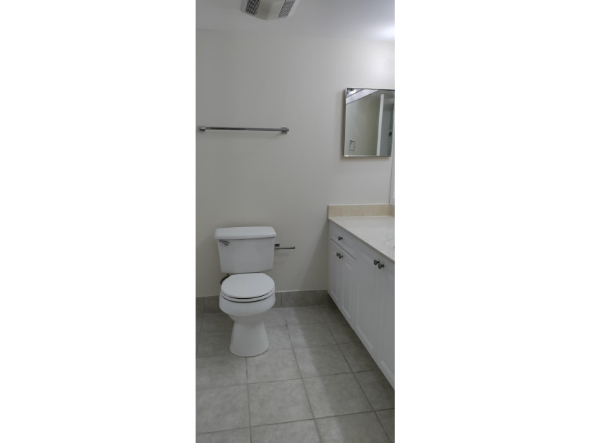 Step into this beautifully renovated 2-bedroom,2-master suite - photo 15