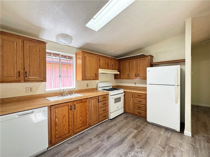 Welcome to 25799 Madrone Drive, a rare opportunity to own two - photo 16