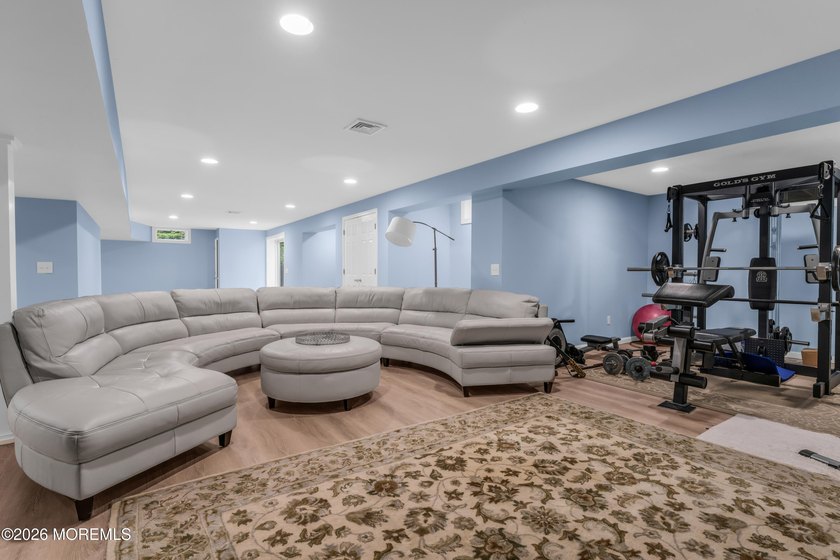 This exceptional Center Hall Colonial offers luxury, privacy - photo 29