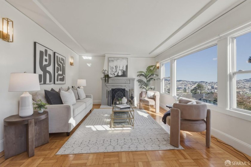 Welcome home to this Sunnyside gem with sweeping city views! - photo 5