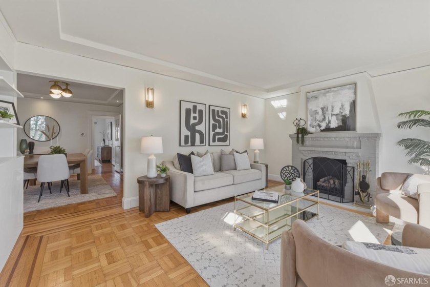 Welcome home to this Sunnyside gem with sweeping city views! - photo 8