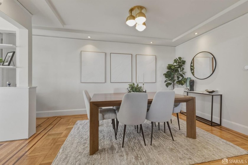 Welcome home to this Sunnyside gem with sweeping city views! - photo 10