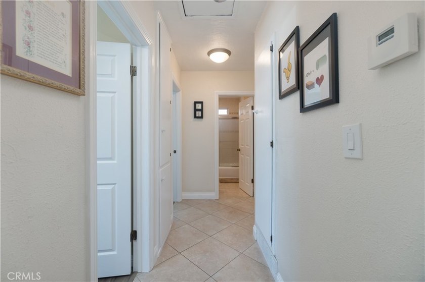 MUST SEE! SINGLE-STORY TURNKEY SANTA ANA HOME! POSSIBLE ADU - photo 22