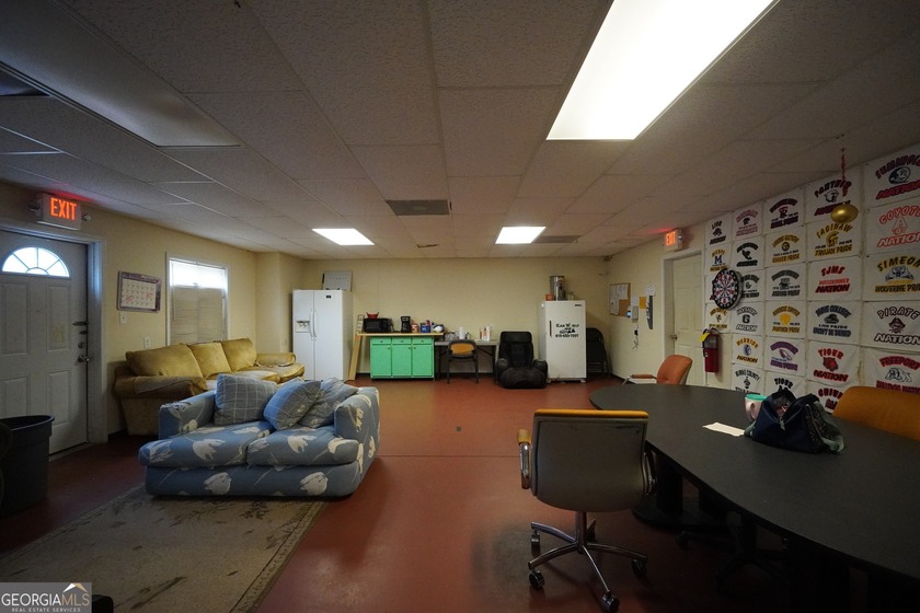 Prime Commercial Opportunity in Griffin! Located in a rapidly - photo 11