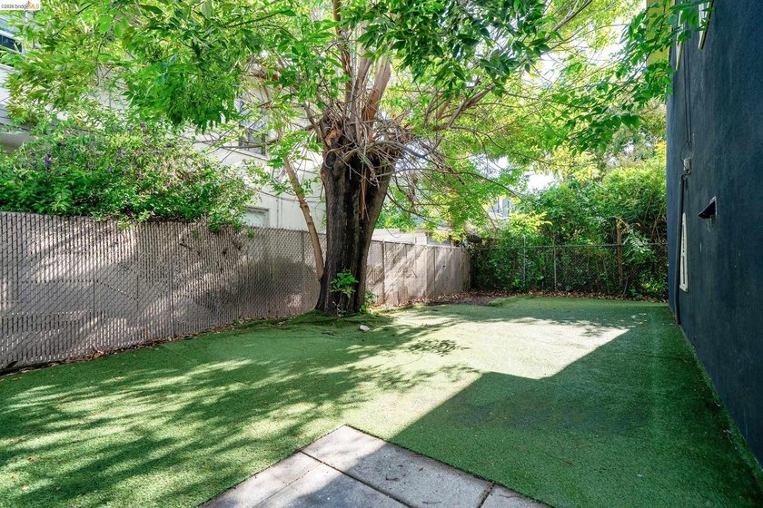 This five-unit multifamily investment opportunity is located in - photo 26