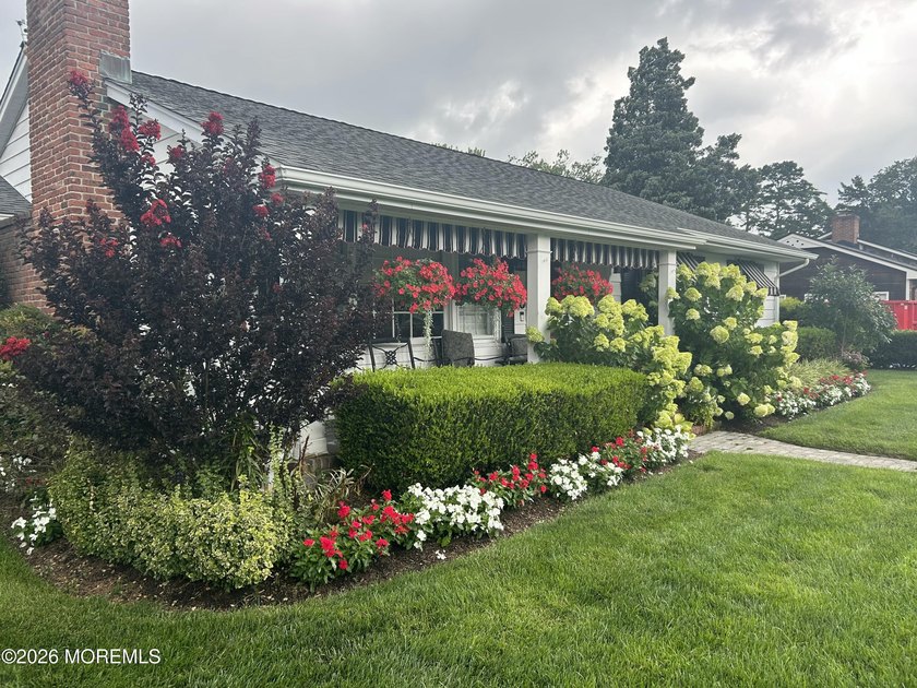 Welcome to this Spacious Ranch off Princeton Ave where Comfort - photo 3