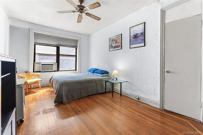 Charm, Convenience, and Community can all be found at 880 W - photo 2