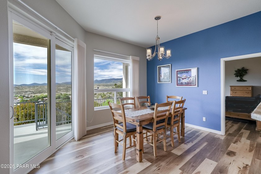 VIEWS of MOUNTAINS &amp; GOLF COURSE! NO HOA! OWNED SOLAR! $203K in - photo 11