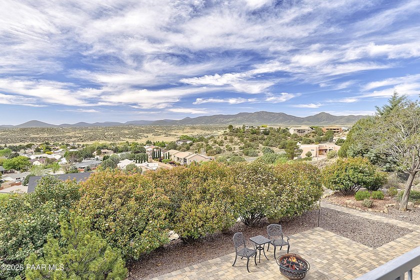 VIEWS of MOUNTAINS &amp; GOLF COURSE! NO HOA! OWNED SOLAR! $203K in - photo 15