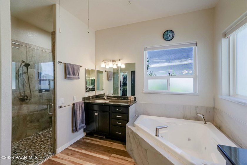 VIEWS of MOUNTAINS &amp; GOLF COURSE! NO HOA! OWNED SOLAR! $203K in - photo 27