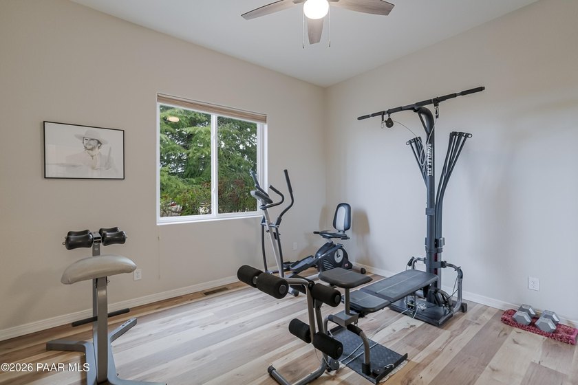 VIEWS of MOUNTAINS &amp; GOLF COURSE! NO HOA! OWNED SOLAR! $203K in - photo 34