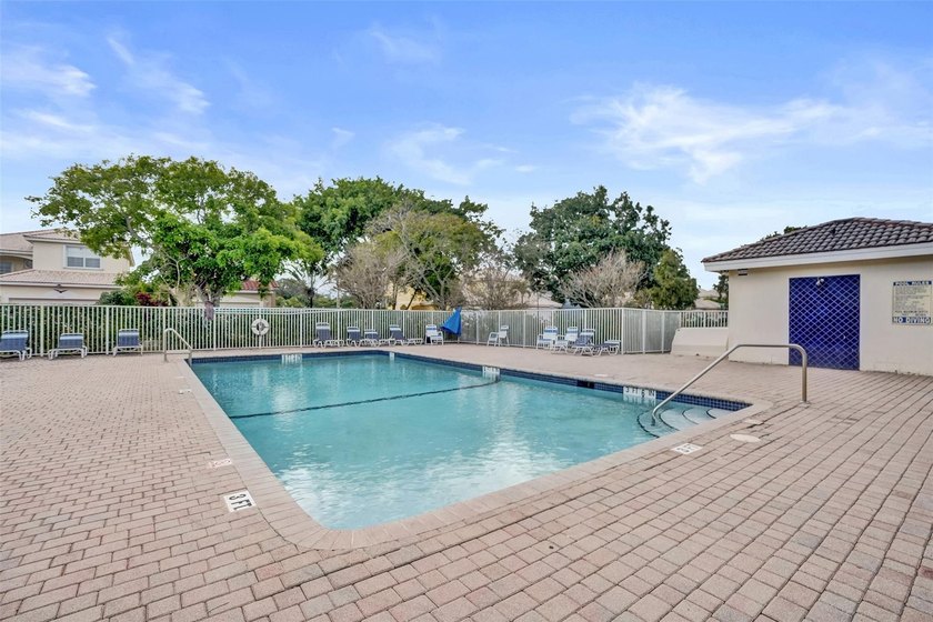This beautifully updated 4BR/2.5BA waterfront home offers serene - photo 34