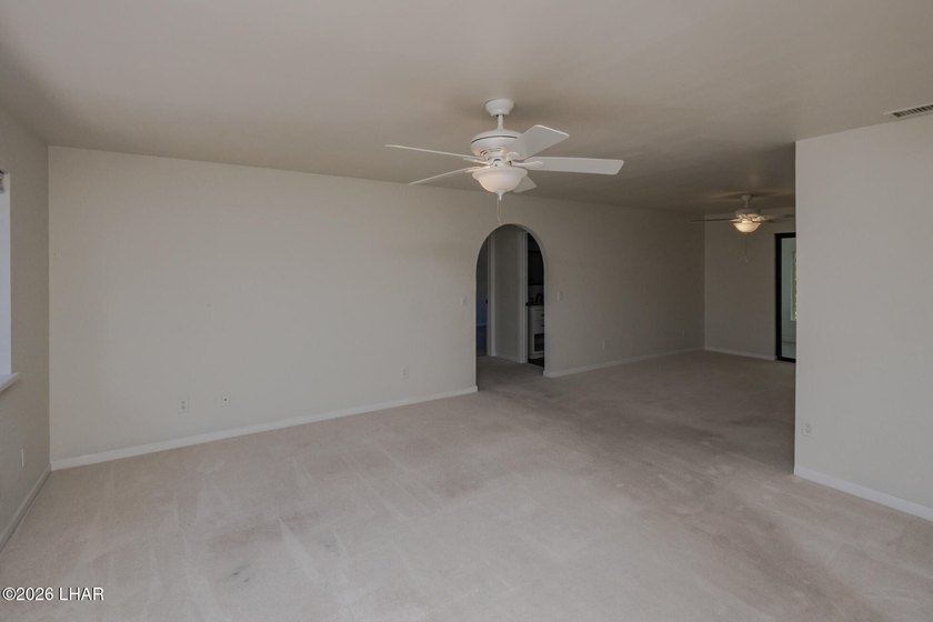 This well maintained home would make a perfect home for first - photo 11