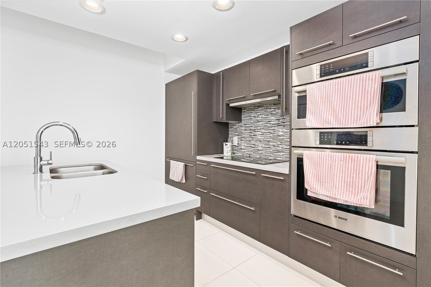 Discover an exceptional opportunity to own a beautiful apartment - photo 11