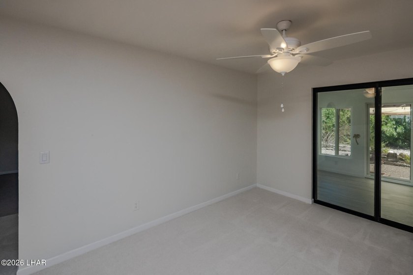 This well maintained home would make a perfect home for first - photo 12