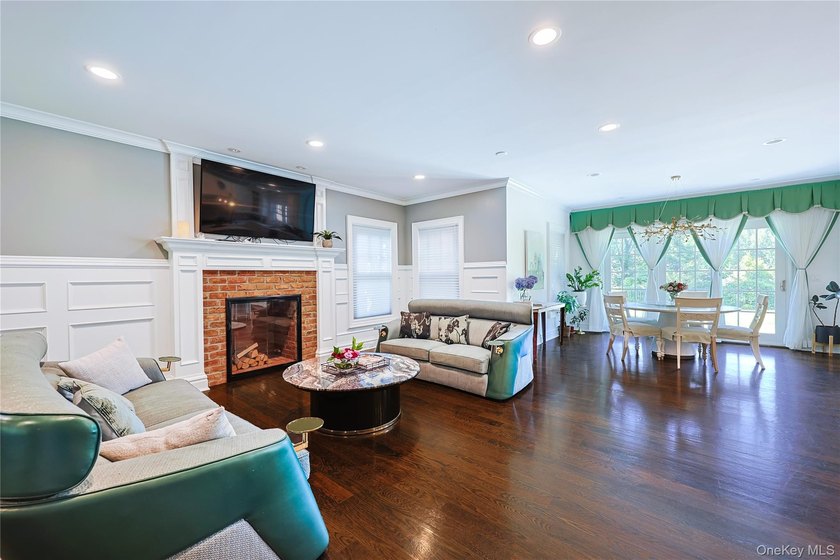 Located in the prestigious Village of Roslyn Harbor, this - photo 14