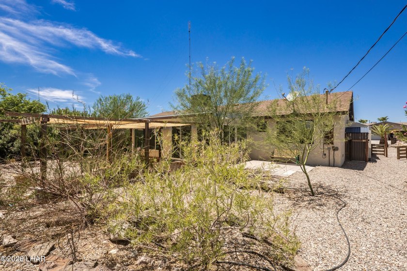 This well maintained home would make a perfect home for first - photo 36