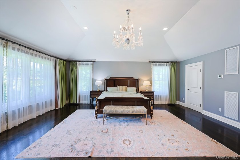 Located in the prestigious Village of Roslyn Harbor, this - photo 36