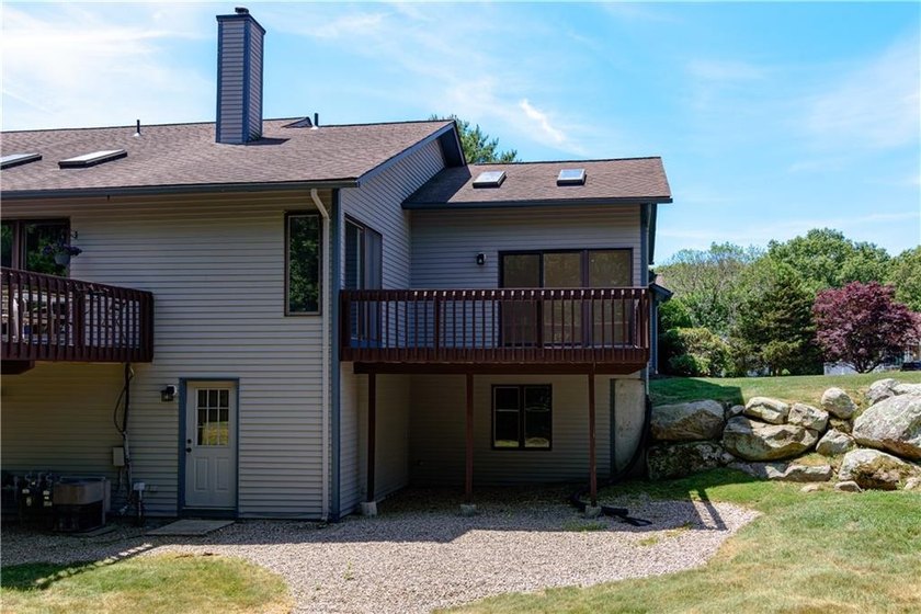 A rare find! Welcome to this sought-after one level end unit in - photo 4