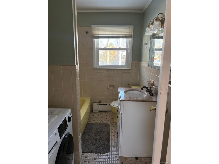 Charming ranch-style home featuring 3 bedrooms, 2 bathrooms, and - photo 11
