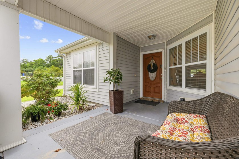 Welcome to 985 Bonita Loop, a beautifully maintained 3-bedroom - photo 4