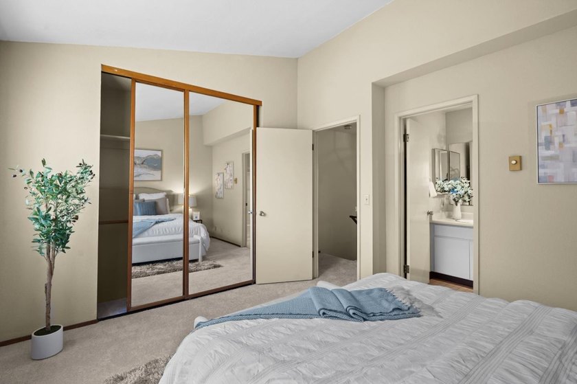 An excellent opportunity for both first-time homebuyers and - photo 14