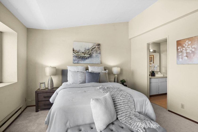 An excellent opportunity for both first-time homebuyers and - photo 19