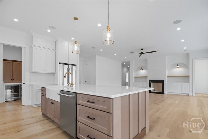 Experience the best of coastal luxury in Grand Harbor, a - photo 20