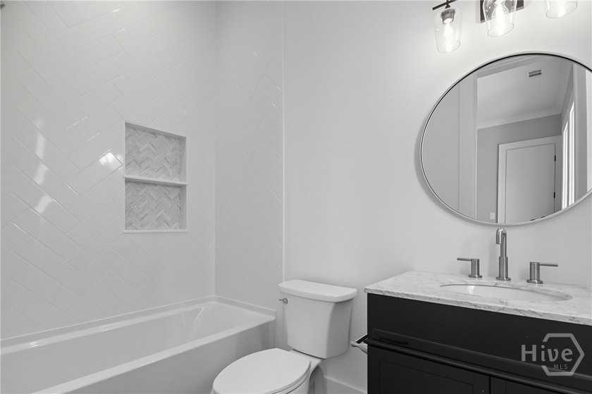 Experience the best of coastal luxury in Grand Harbor, a - photo 40