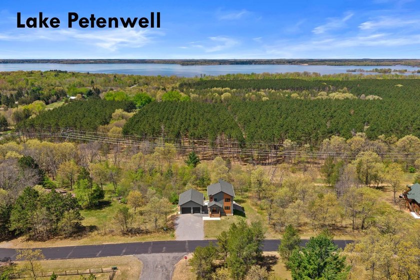 Lake Arrowhead Lake Access Home! This magnificent, nearly new - photo 4