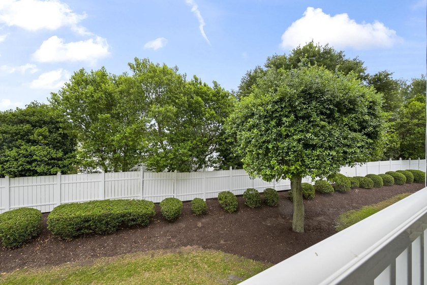 Welcome to Unit 409 at Carolina Keyes, a sought-after - photo 6