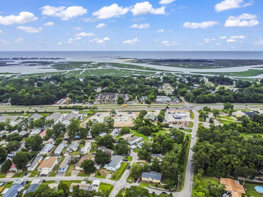 Seller is motivated. All offers will be considered. Move-in - photo 3