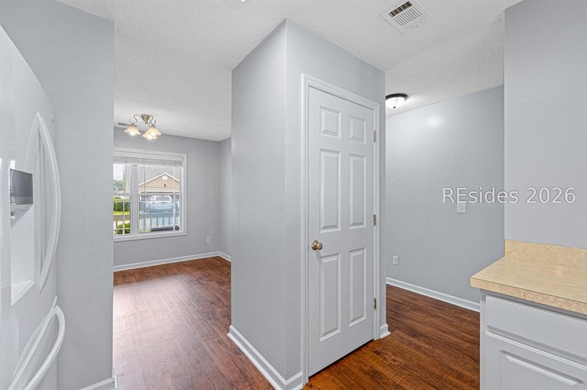 Welcome home to this beautiful 1,600-square-foot, single-level - photo 16