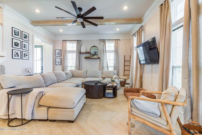 This home was the 2020 St Jude home built by Elliott Homes - photo 17
