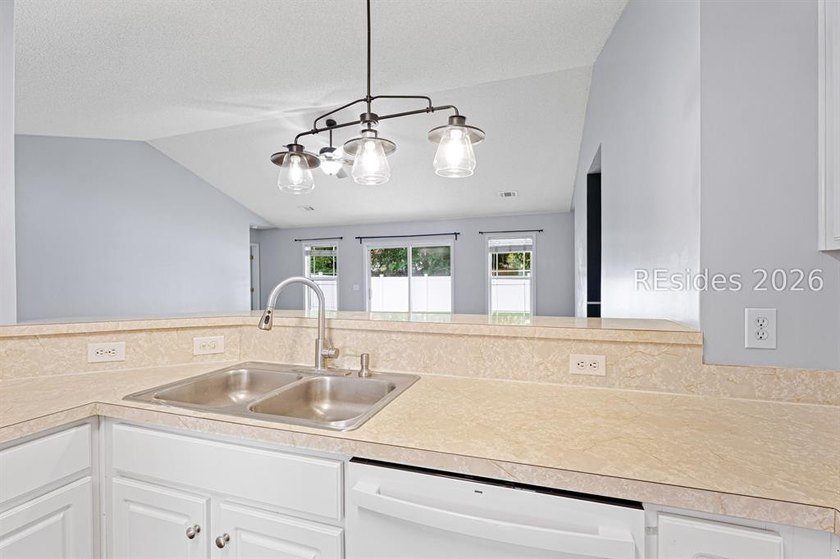 Welcome home to this beautiful 1,600-square-foot, single-level - photo 19