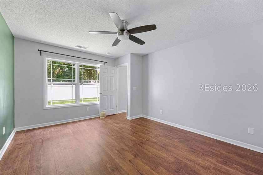 Welcome home to this beautiful 1,600-square-foot, single-level - photo 26