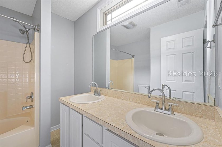 Welcome home to this beautiful 1,600-square-foot, single-level - photo 27