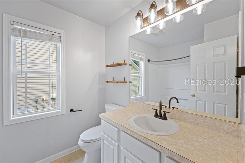 Welcome home to this beautiful 1,600-square-foot, single-level - photo 34