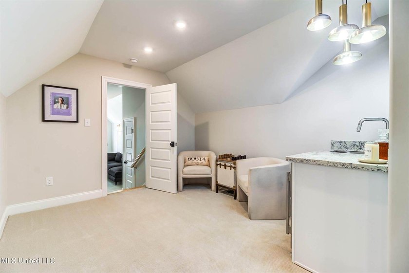This home was the 2020 St Jude home built by Elliott Homes - photo 41