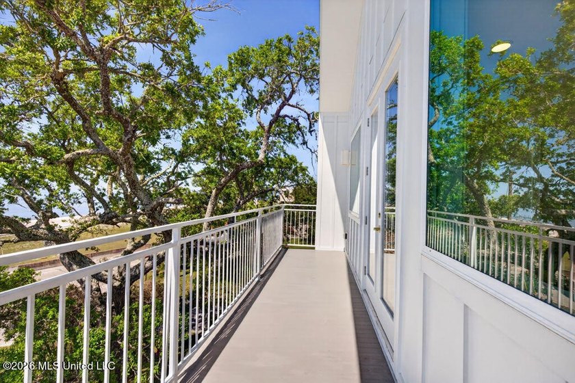 An Incredible Opportunity to Own Gulf-Front Luxury. Don't miss - photo 31
