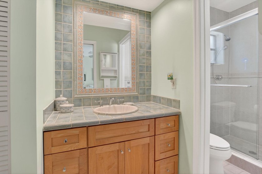 Stunning Boca Raton townhome offering exceptional space &amp; value - photo 19