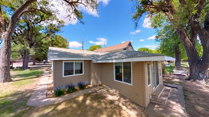 WELCOME TO EASY LAKE LIVING AT JOHNSON LAKE! SOLD - photo 4