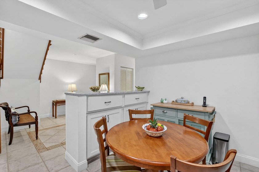 Stunning Boca Raton townhome offering exceptional space &amp; value - photo 33