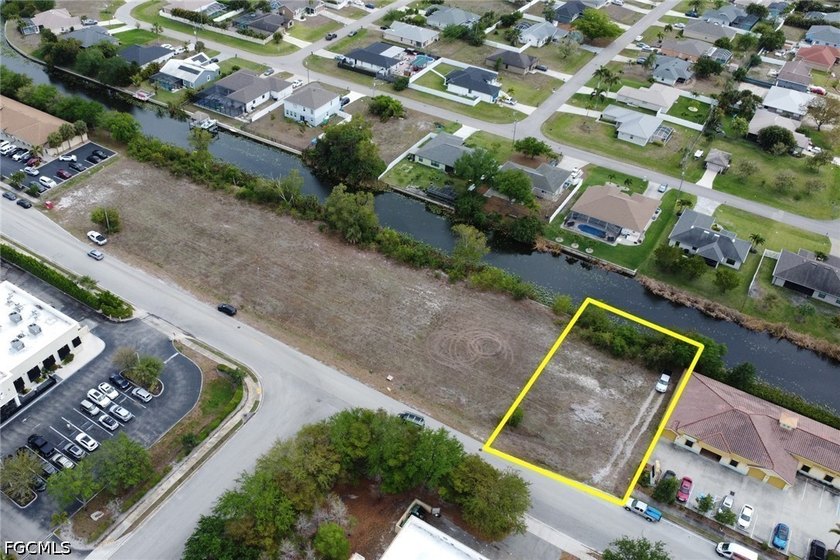 Prime commercial lot! Located in a booming section of Cape Coral - photo 3
