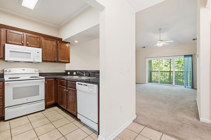Welcome to easy living in this 2-bedroom, 2-bathroom - photo 15